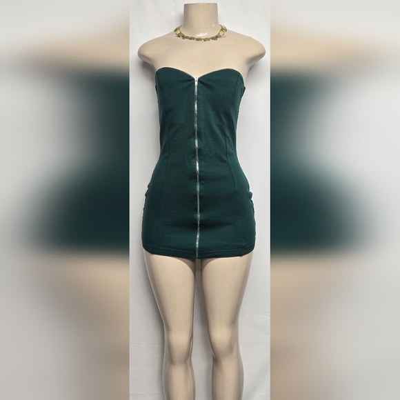Windsor Dresses & Skirts - Windsor M Micro Mini Bodycon Dress Full Zipper Front Strapless Stretch Padded
